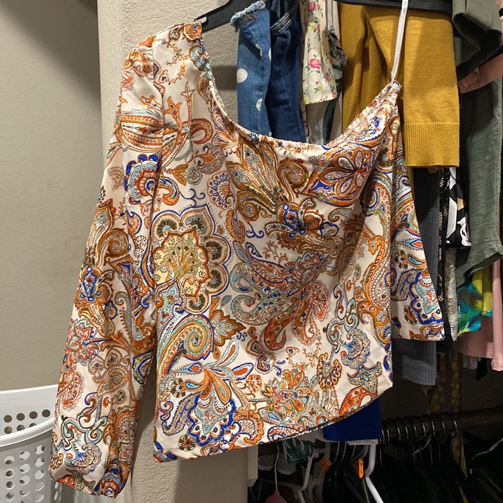 One shoulder paisley top